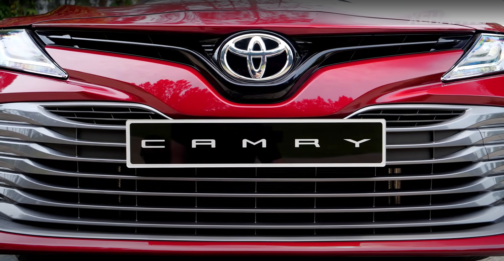 Yếu tố hút khách doanh nhân của ông hoàng Toyota Camry