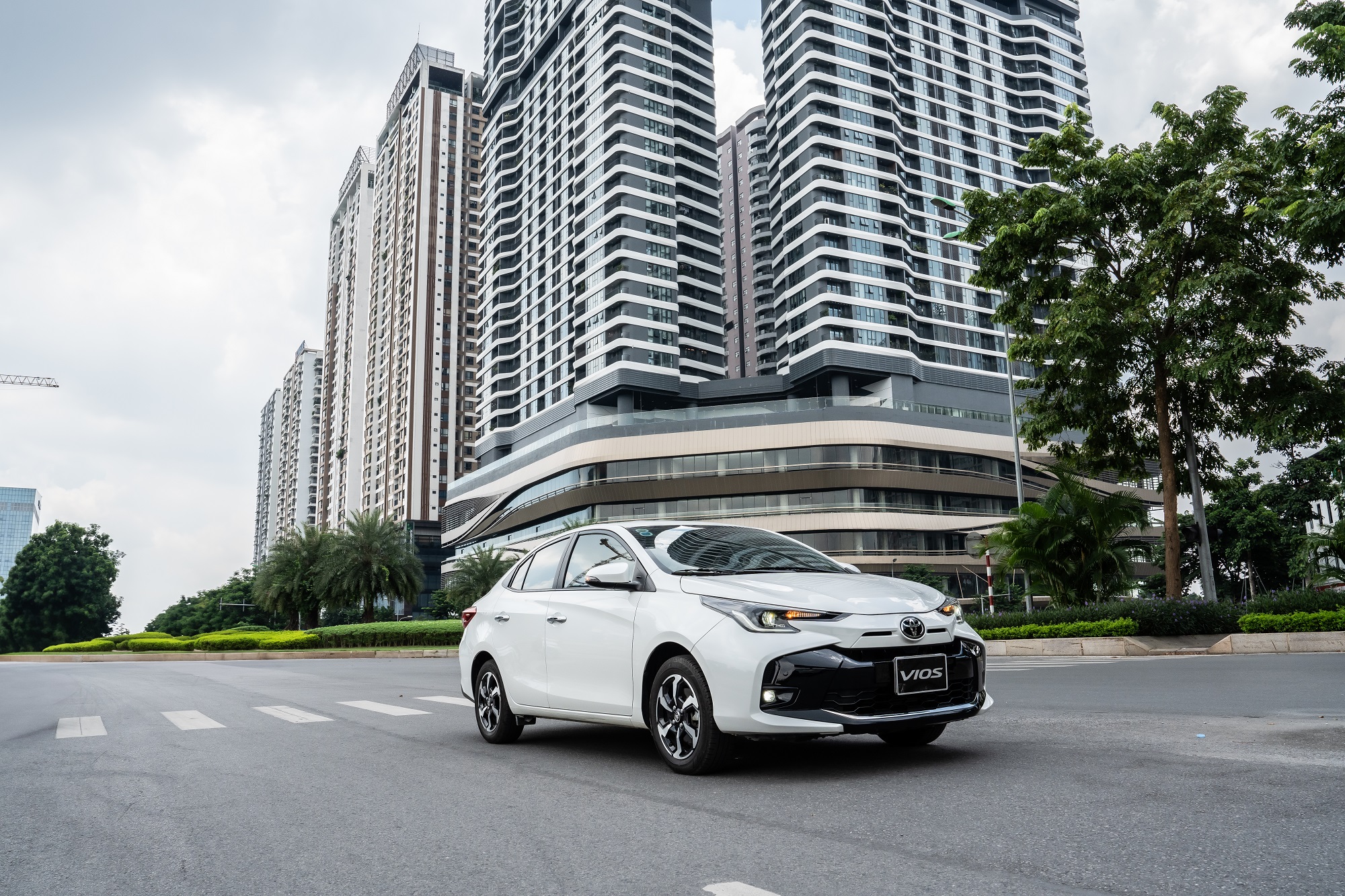 Toyota Việt Nam công bố doanh số bán hàng tháng 10/2024