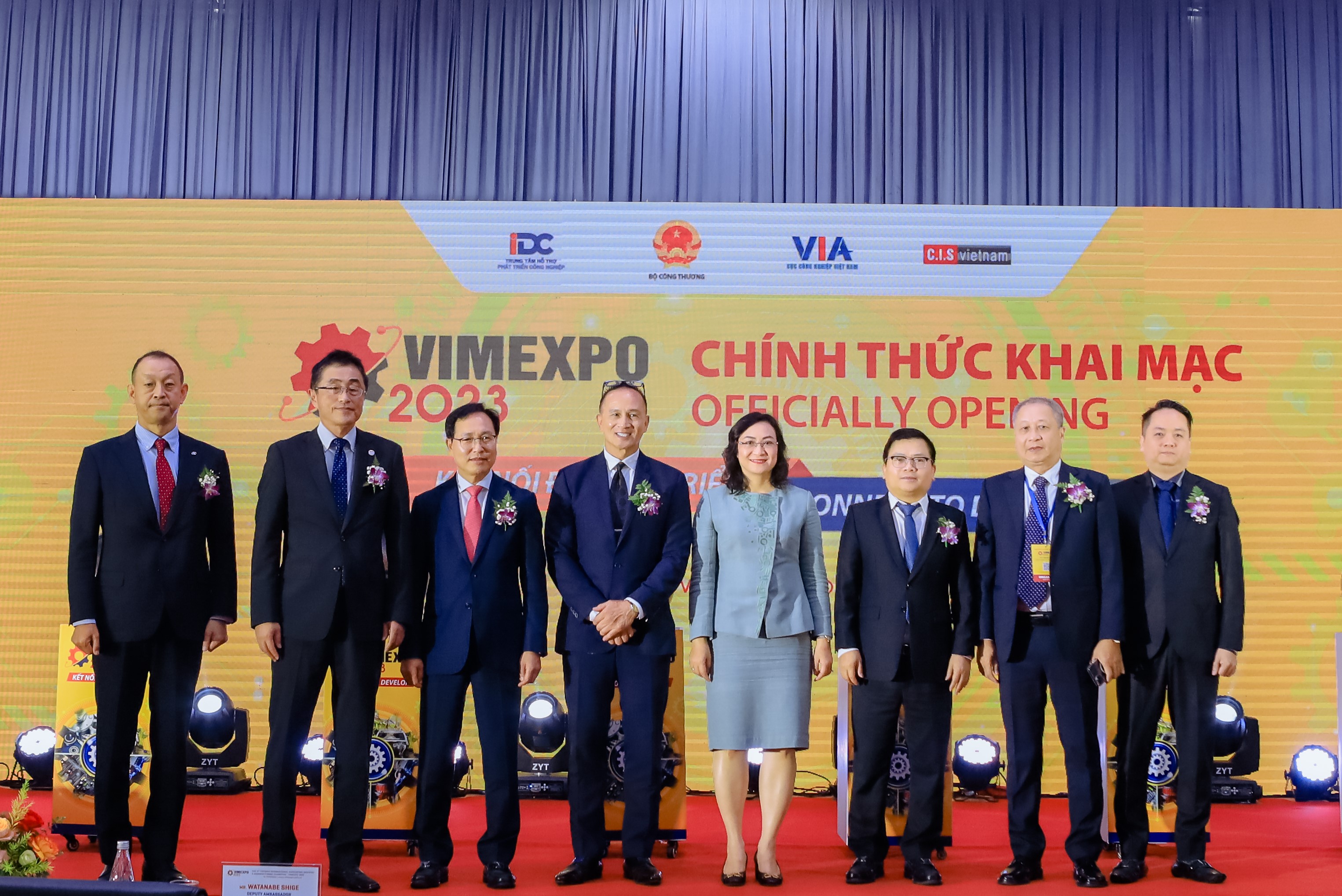 Toyota Việt Nam tham gia Triển lãm Quốc tế về Công nghiệp hỗ trợ  và Chế biến chế tạo Việt Nam - VIMEXPO lần thứ 4